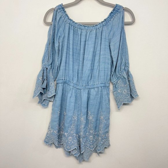 American Eagle Chambray Shorts Romper Cold Shoulder Embroidered XS Floral Eyelet - Picture 1 of 7